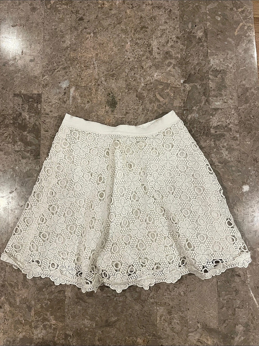 Coastal cowgirl Club Monaco Floral Lace A-Line Skirt in cream Size 0